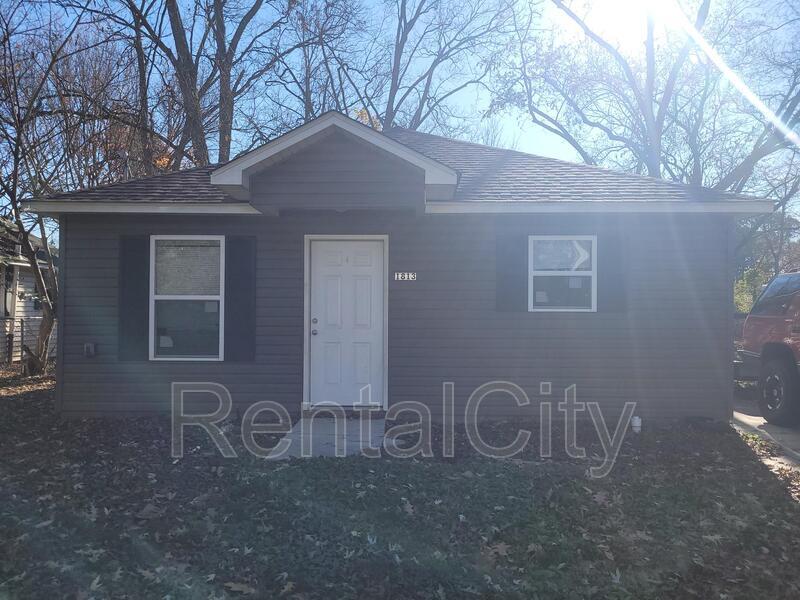 Foto principal - 1813 Curry St