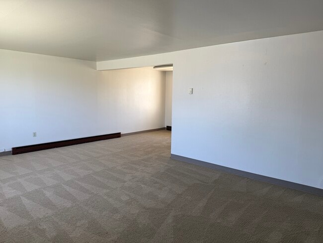 Building Photo - 1207 Patton Blvd