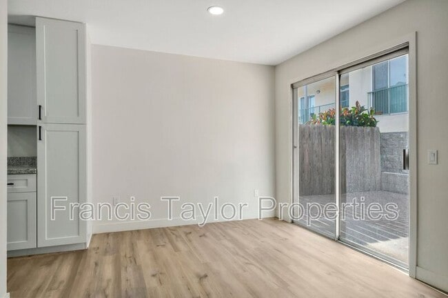 Foto del edificio - 1535 S Maple St