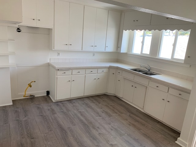 Kitchen (will include stove/oven and fridge - 1696 Felicita Ct