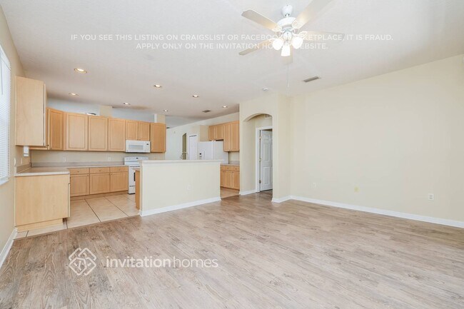 Foto del edificio - 3231 70th Ct E