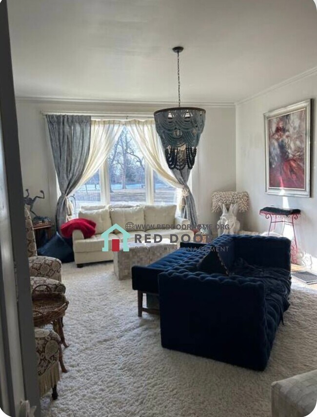Foto del edificio - Spacious 4-Bedroom Home in the Heart of Great Falls – Mid-Term Rental