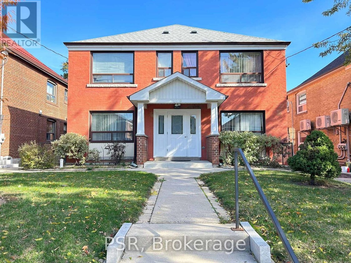 Photo principale - 349-349 Northcliffe Blvd