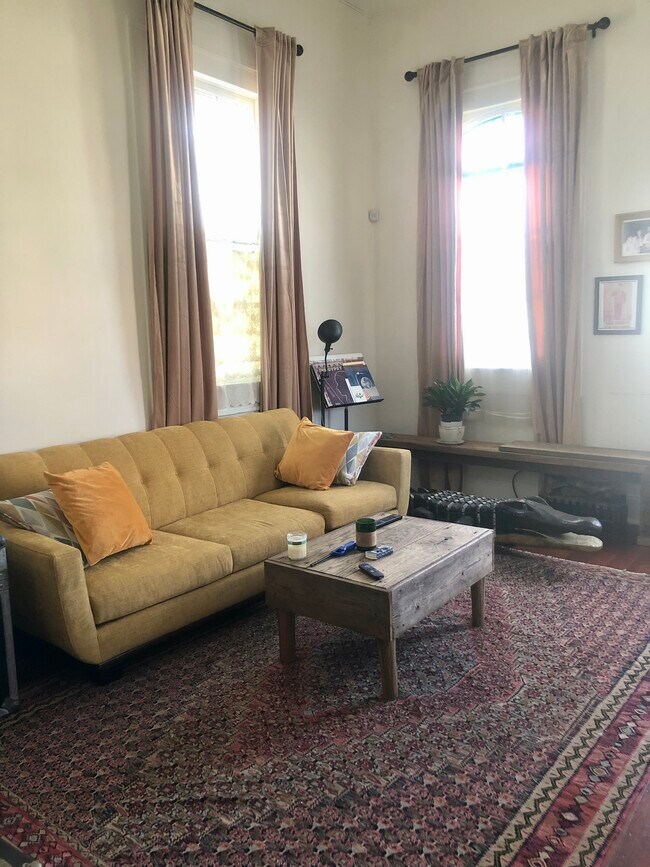 Foto del edificio - 3154 N Rampart St