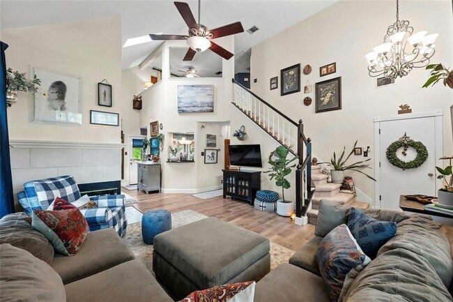 Building Photo - 8402 Nairn Dr