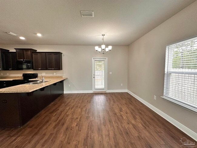 Foto del edificio - 8600 Bucklebury Dr