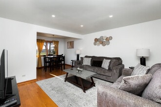 Building Photo - 1716 Rutgers Ct