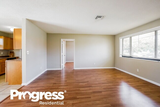 Foto del edificio - 6366 SW 18th St