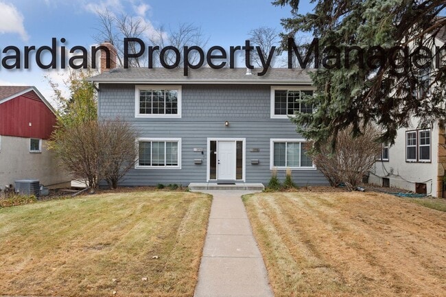 Foto del edificio - 3916-3918 Sheridan Ave S