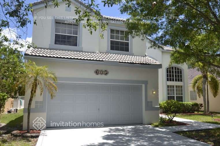 Foto principal - 6331 NW 80th Dr