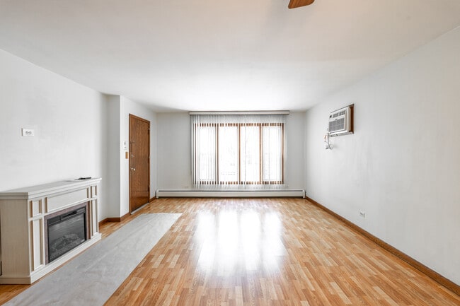 Foto del edificio - 4617 Elm Ave