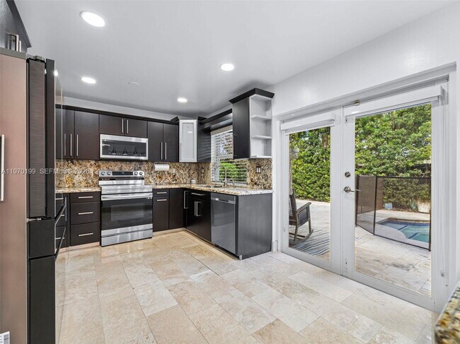 Building Photo - 10281 NW 32nd St