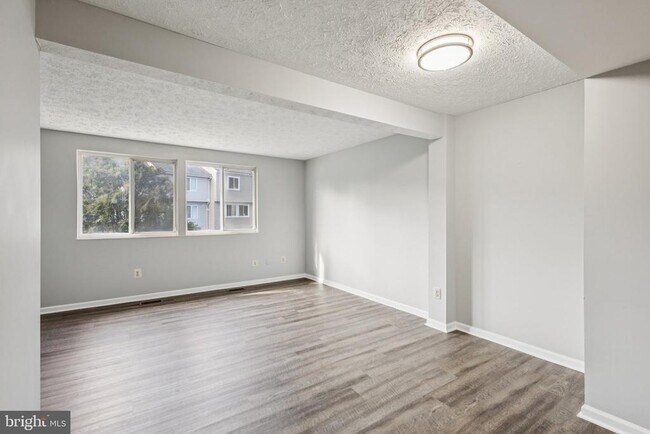 Building Photo - 8549 Blackfoot Ct