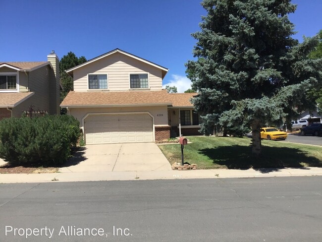 Building Photo - 3 br, 2.5 bath House - 4239 S. Kittredge S...