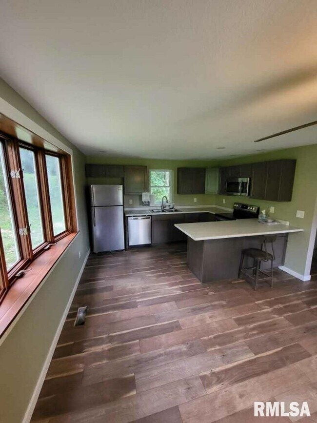 Foto del edificio - 6210 County Rd 975 N