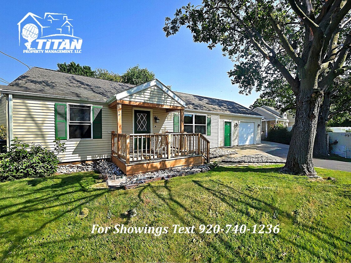 Foto principal - 2637 E Shore Dr