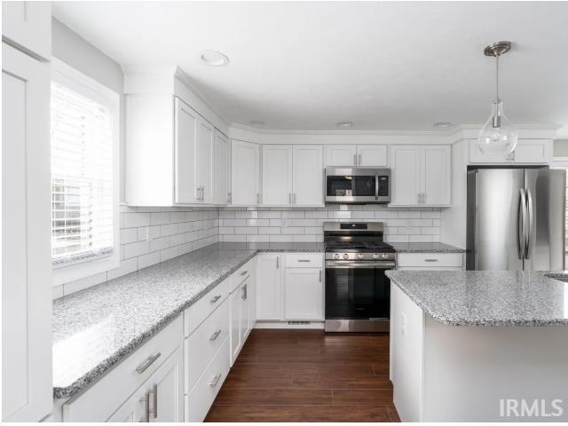 Foto del edificio - 1640 Hemlock Rd