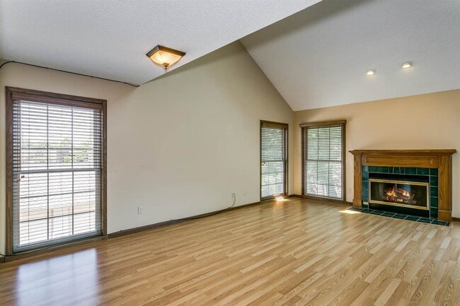 Building Photo - 8018 Woodspring Way