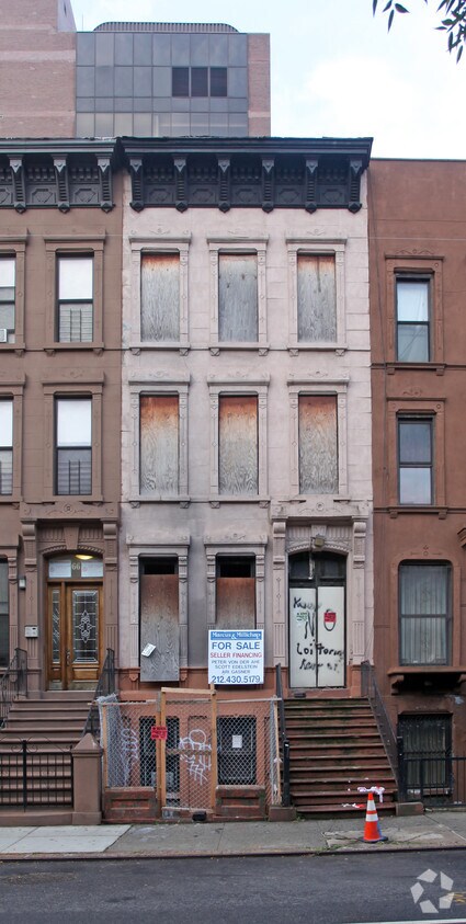 Primary Photo - 68 W 126th St