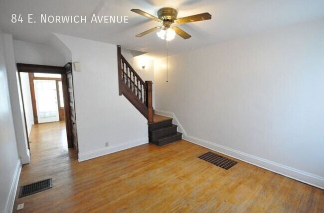 Foto del edificio - 84 E Norwich Ave