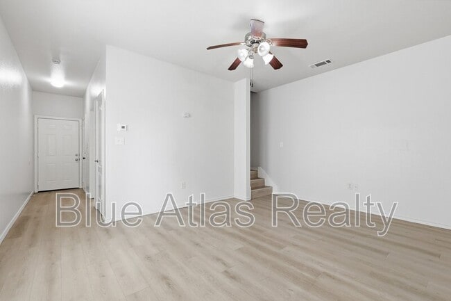 Building Photo - 908 Drexel St