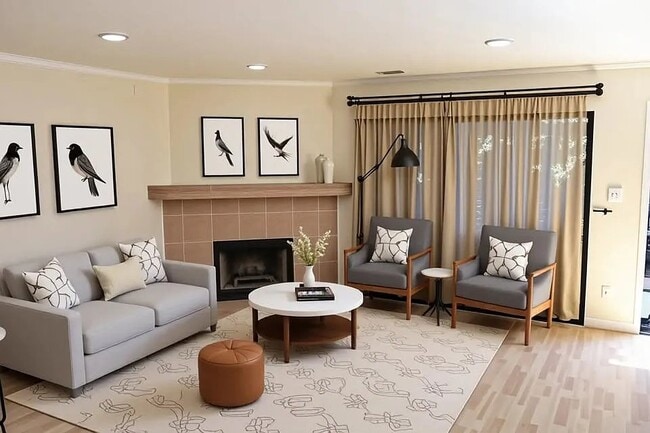 Photo - 1348 N Orange Dr Townhome