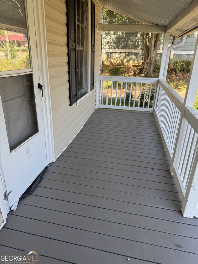 Building Photo - 702 Jefferson St