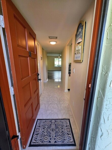 Foto del edificio - 5403 SE Miles Grant Rd
