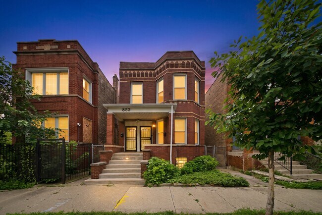 Foto del edificio - 852 N Christiana Ave