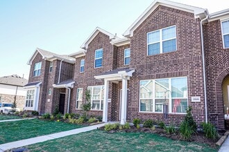 Building Photo - 15810 Perthshire Creek Dr