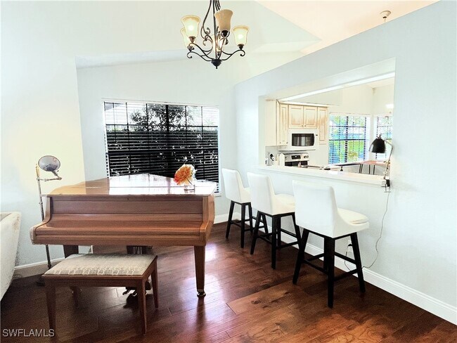 Foto del edificio - 6584 Ilex Cir