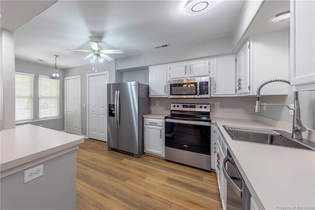 Foto del edificio - 134 Post Oak Rd