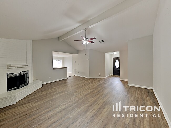 Building Photo - 16715 Summer Dawn Lane Houston TX
