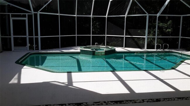 Foto del edificio - 15926 Dawson Ridge Dr