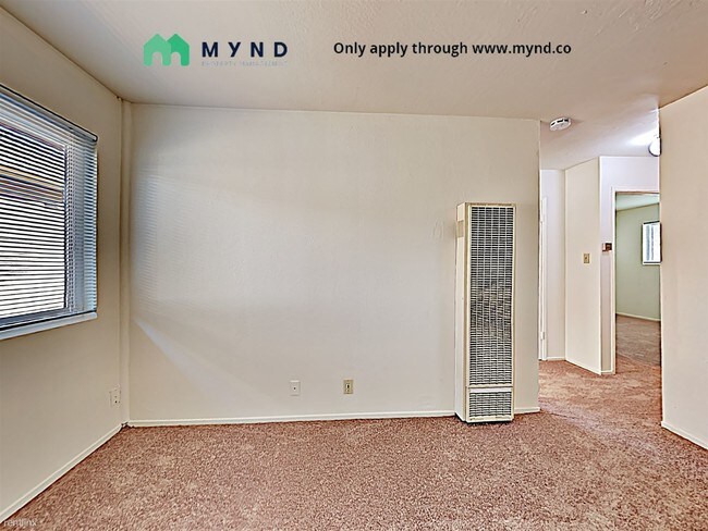 Building Photo - 2 br, 1 bath  - 427 S 5th St Apt 8 8