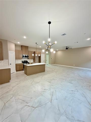 Building Photo - 2382 Usman Dr