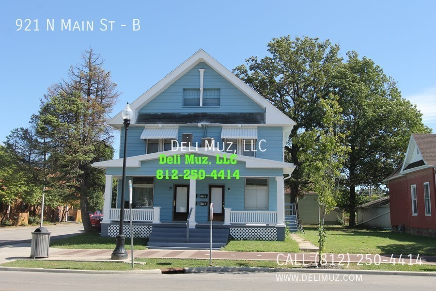 Foto principal - 921 N Main St