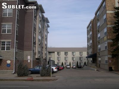Primary Photo - 2120 University Ave
