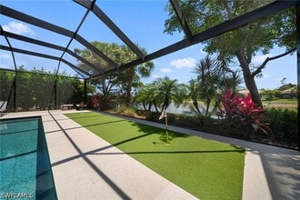 Building Photo - 7052 Live Oak Dr