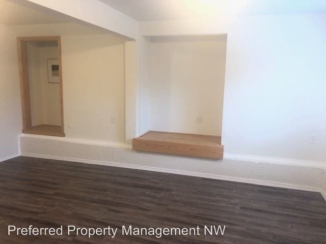 Building Photo - 6408 76th Dr NE