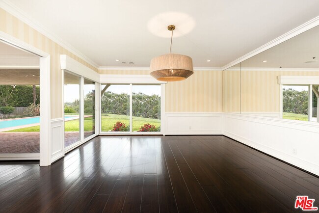 Foto del edificio - 501 N Rockingham Ave