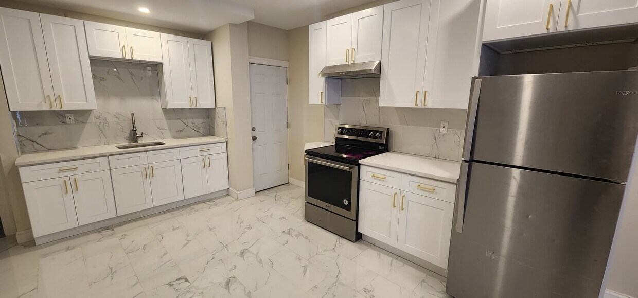 Foto principal - 5664 Blakemore St