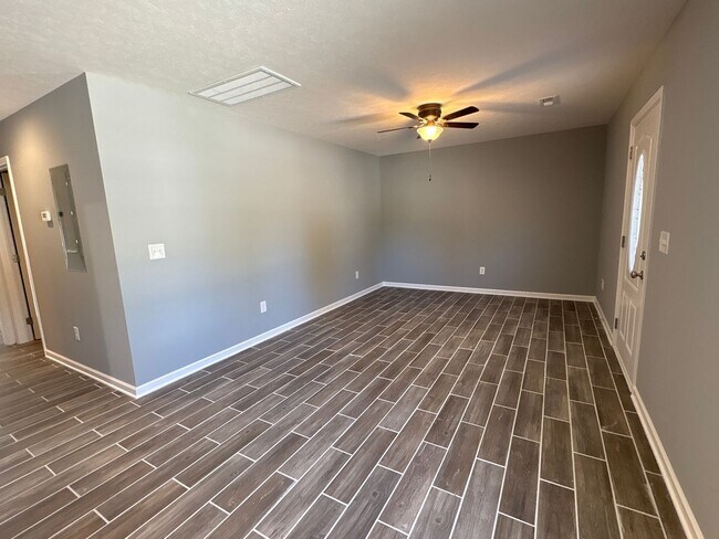 Foto del edificio - 405 W Waggoner St