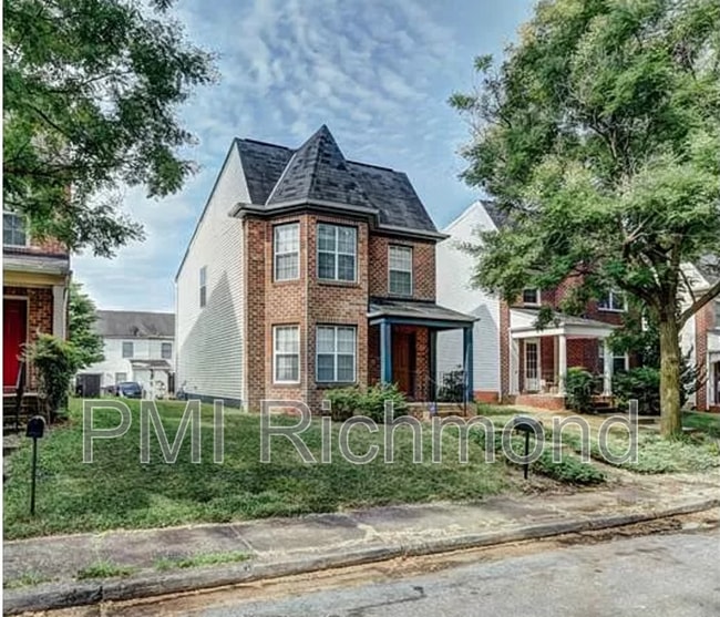 Building Photo - 1513 Kemper St
