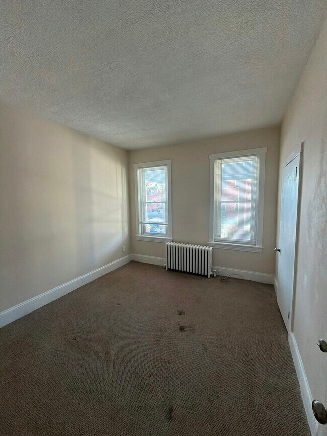 Foto del edificio - 3 W 4th St