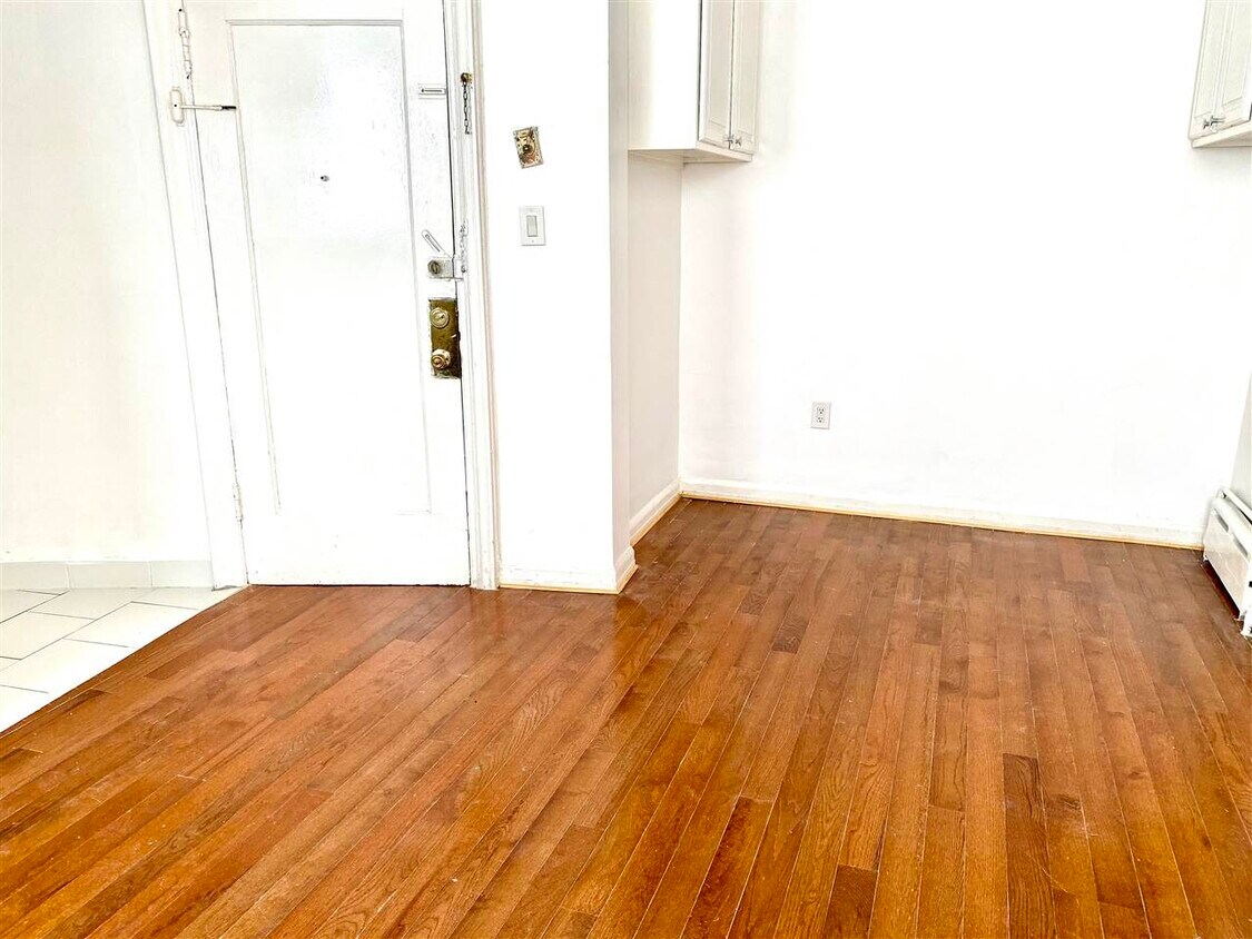 Foto principal - 150 CARLTON Ave