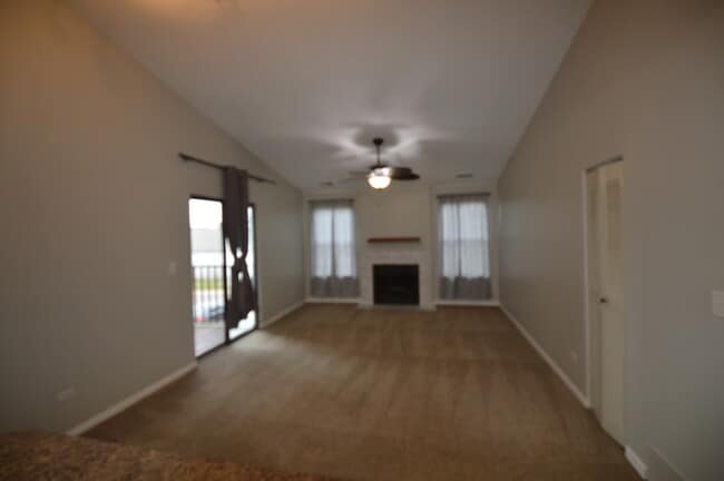 Foto del edificio - 2048 N Rand Rd