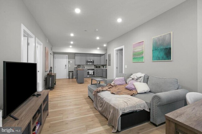 Foto del edificio - 2621 W Jefferson St
