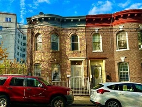 Building Photo - 612 Jerome St