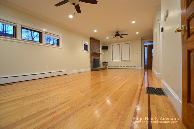 Building Photo - 44 Gerrish St